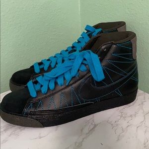 Nike blazers (rare) 318642-003